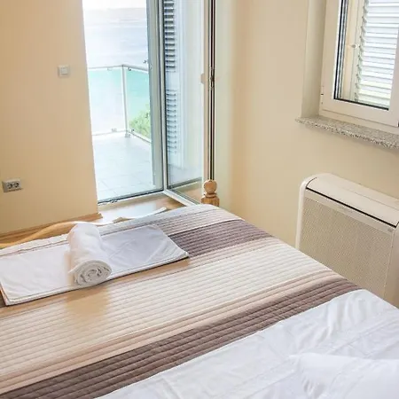 Citrine On The Apartament