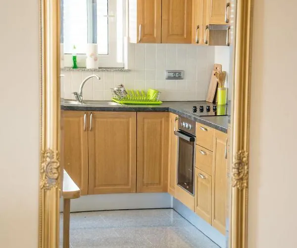 Апартаменты Citrine On The *