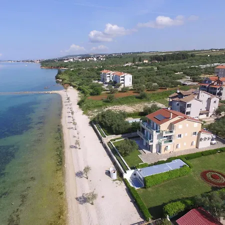 Citrine On The * Biograd Na Moru