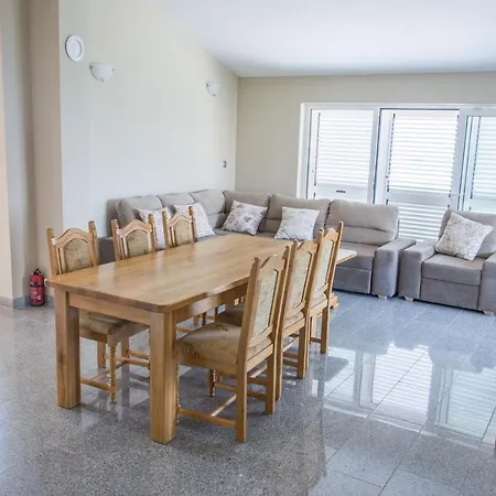 Citrine On The * Biograd Na Moru